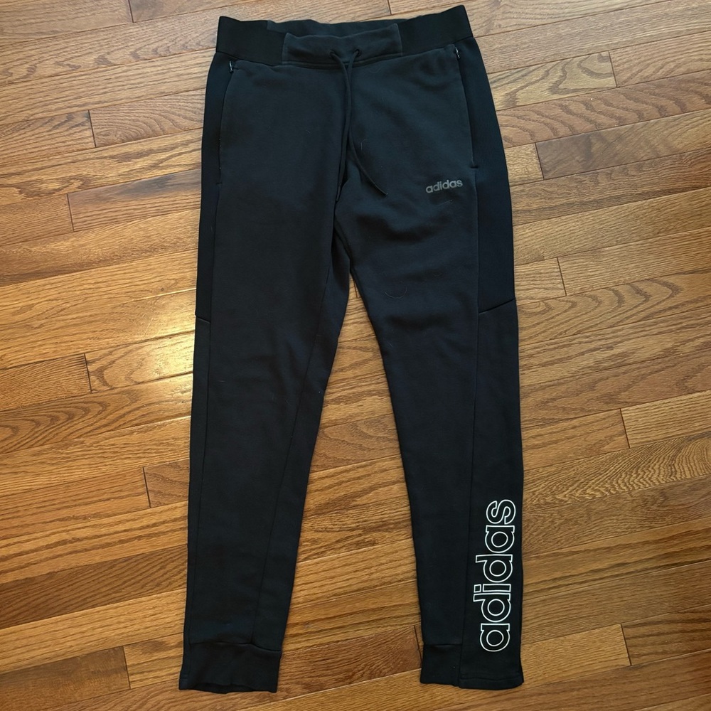 Adidas Black Tapered drawstring Sweatpants with pockets size Small